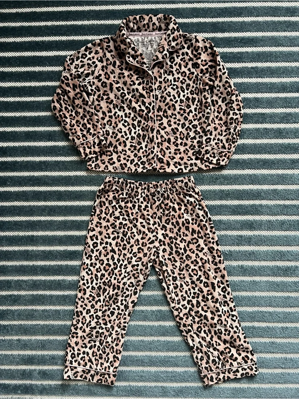 Juicy Couture Leopard Print Girls Pajama Set size 4